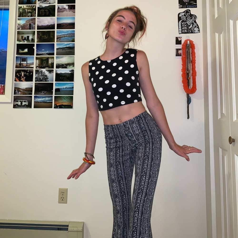 Polka-dot crop top